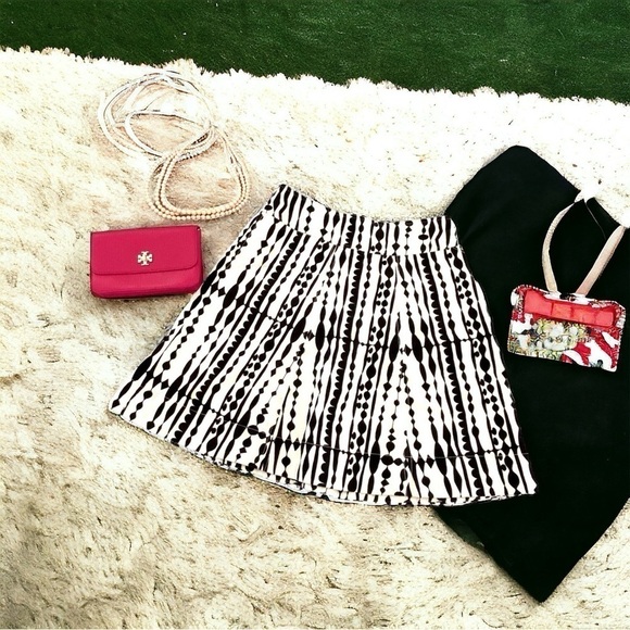 Anthropologie postmark retro skirt size 10 corduroy, a line, black and white - Picture 2 of 10